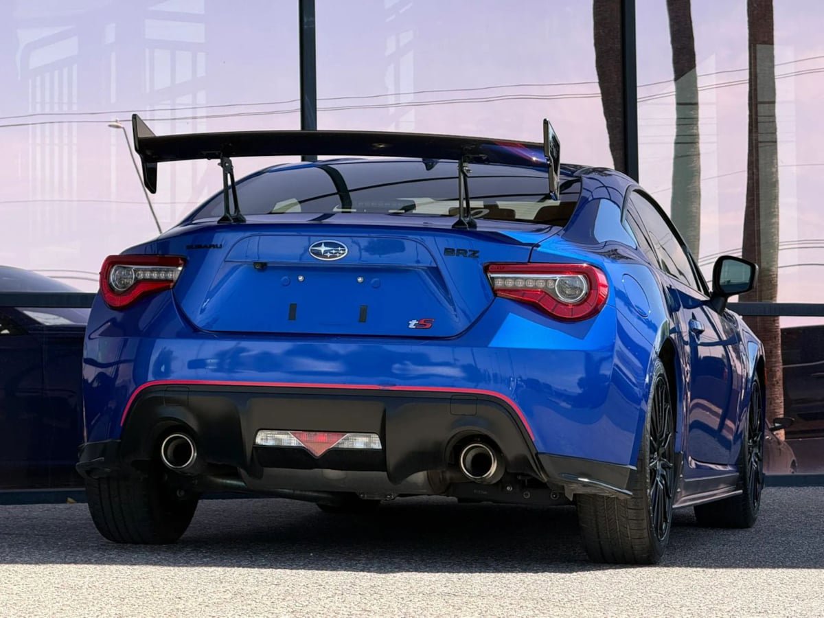 Used 2018 Subaru BRZ tS w/ Popular Package #3 RWD image 13