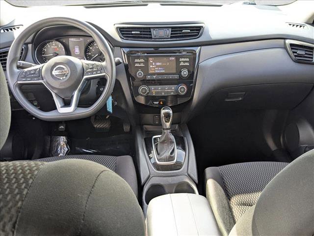 Used 2017 Nissan Rogue Sport S w/ S Appearance Package image 17