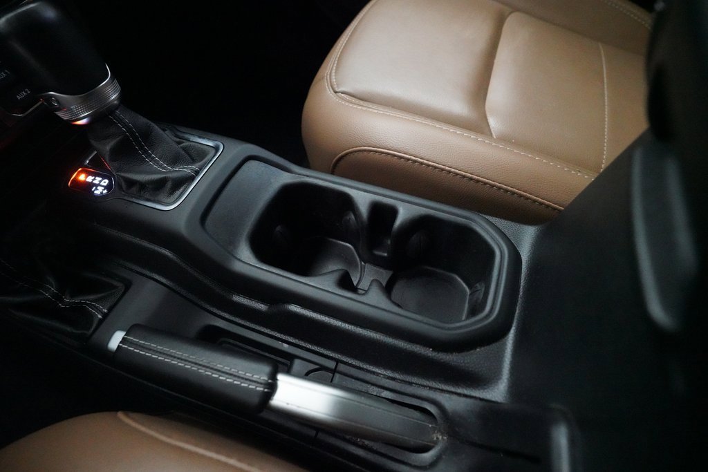 Used 2021 Jeep Wrangler Unlimited Sahara image 16