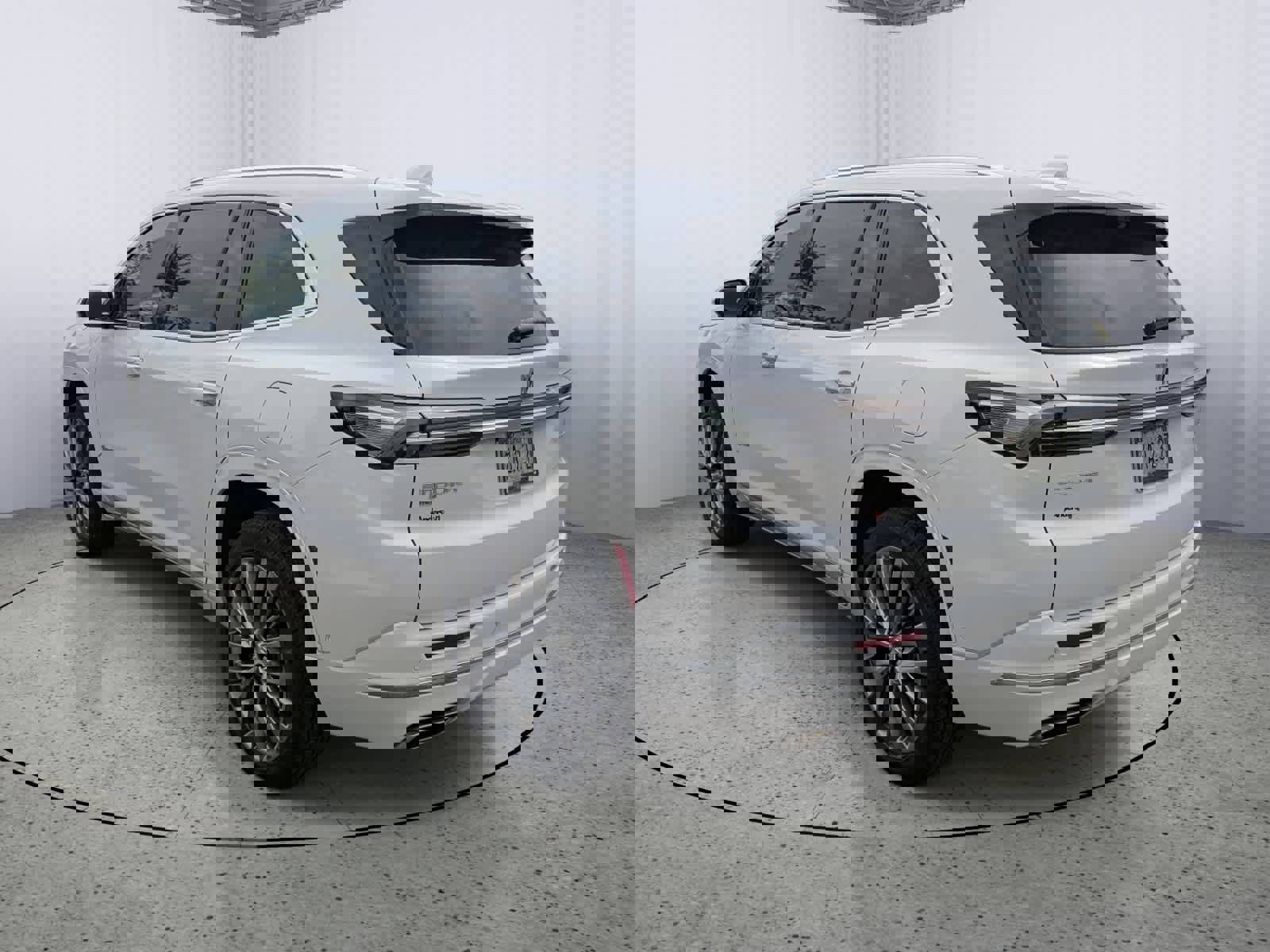 Certified 2025 Buick Enclave Avenir w/ Super Cruise Package AWD/4WD image 4