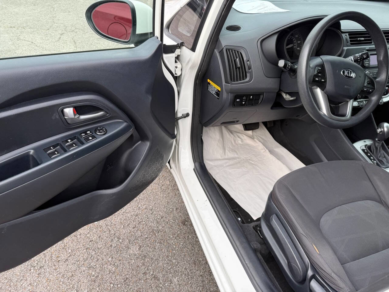 Used 2015 Kia Rio LX w/ Power Package image 19