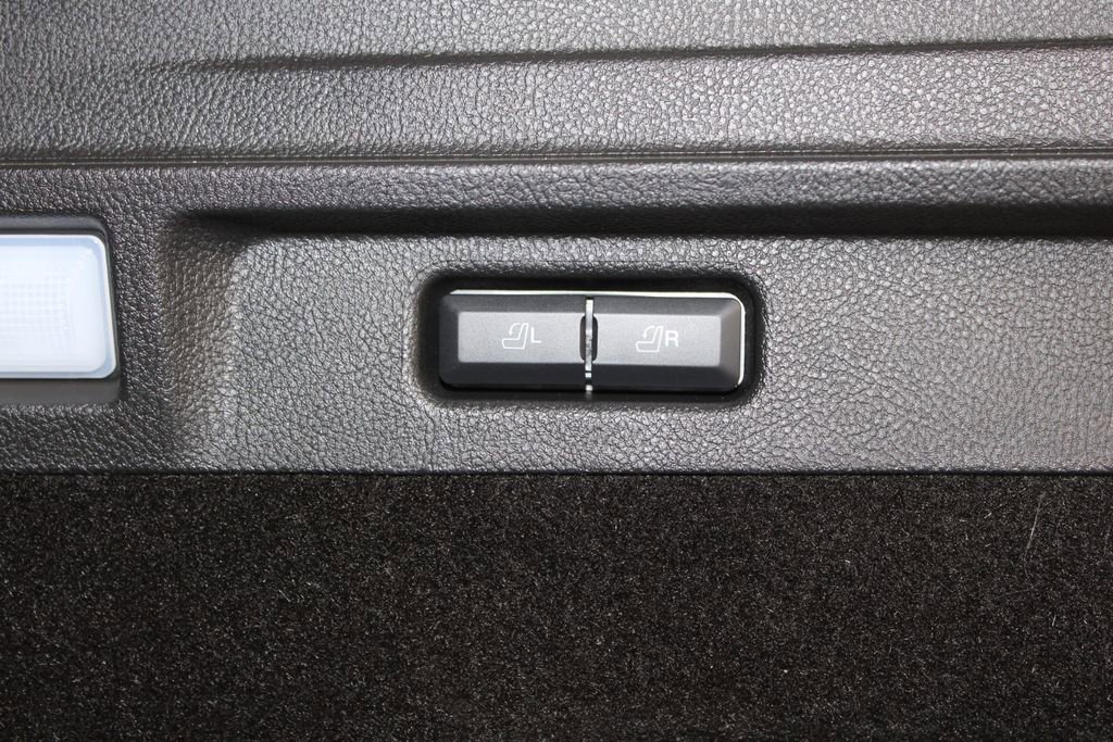 New 2026 Lincoln Corsair Premiere image 20