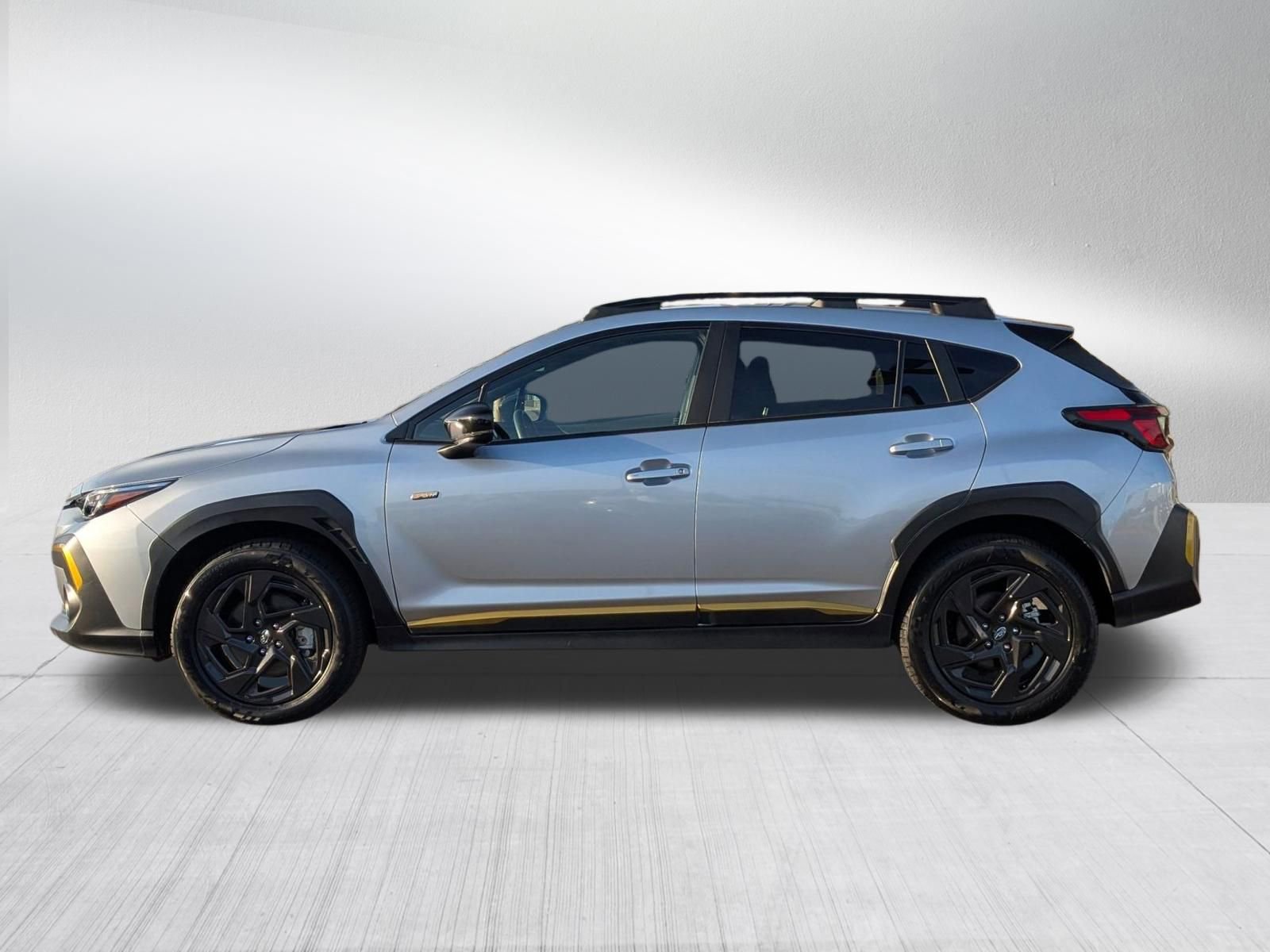 Used 2025 Subaru Crosstrek 2.5i Sport AWD/4WD image 2