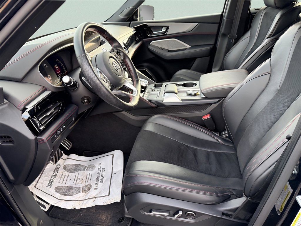 Used 2023 Acura MDX A-Spec image 13