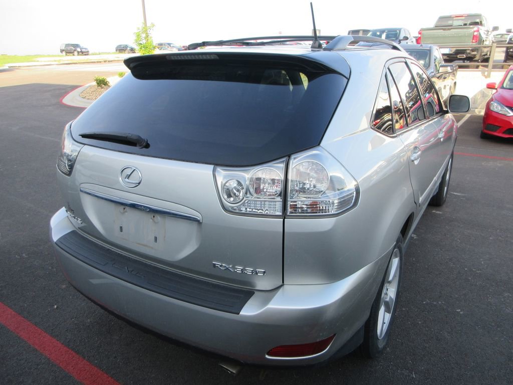 Used 2005 Lexus RX 330 FWD image 3