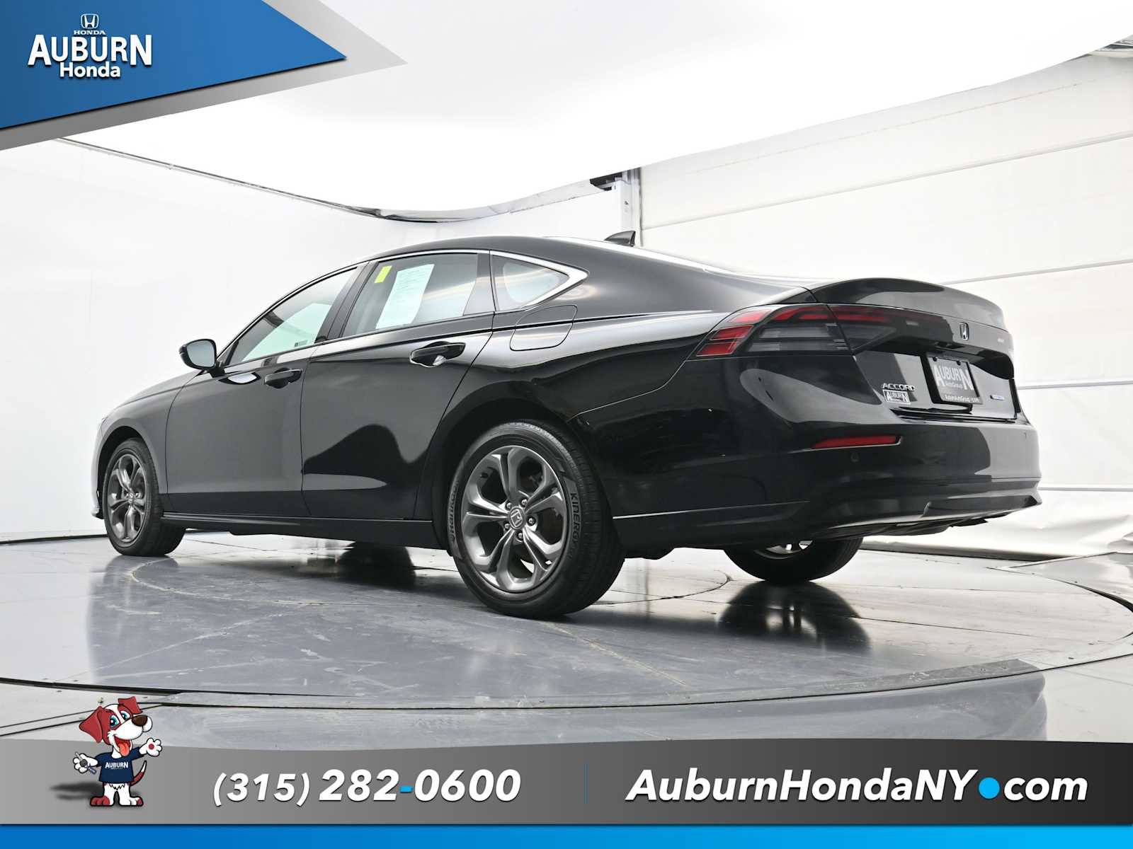 Used 2023 Honda Accord EX-L image 19