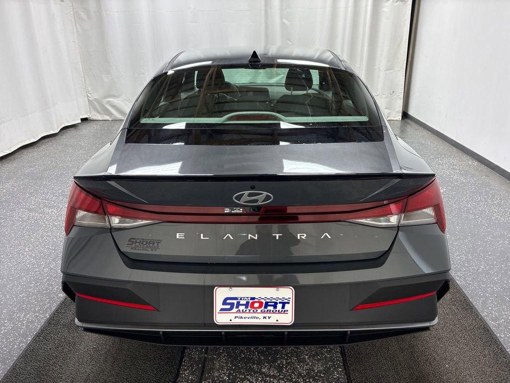 New 2026 Hyundai Elantra Sport FWD image 5