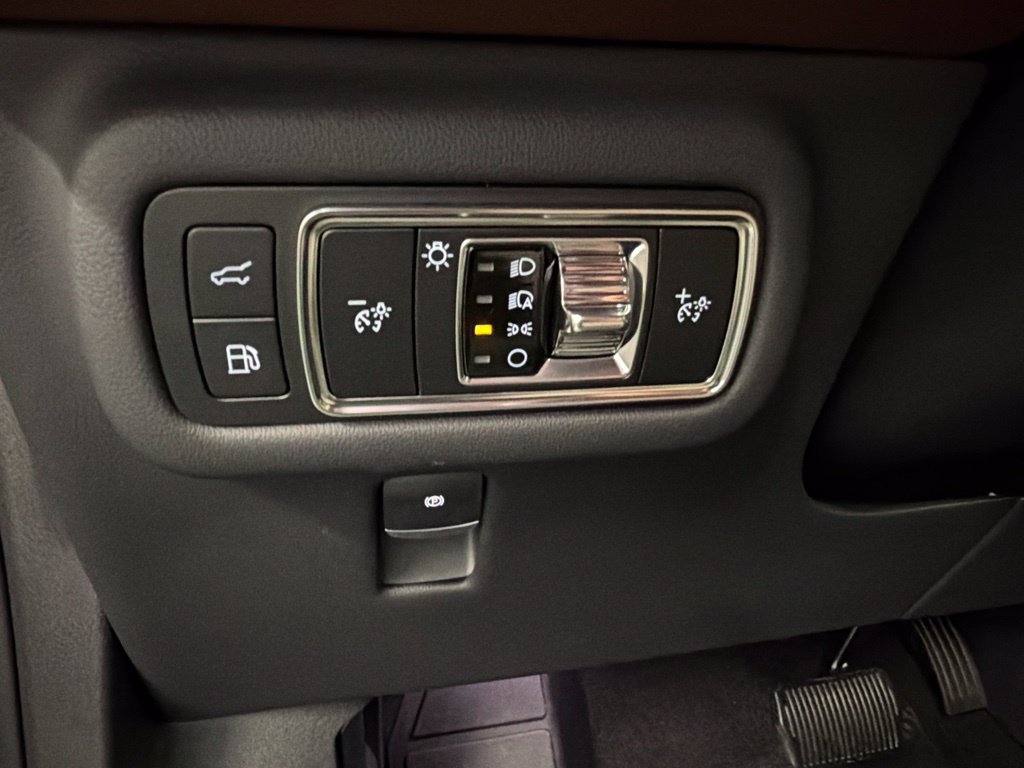 New 2026 Lincoln Nautilus Reserve AWD/4WD image 26