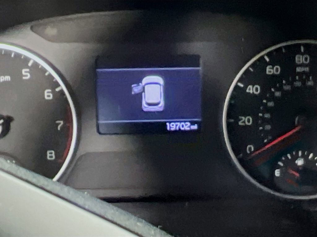 Used 2023 Kia Seltos LX image 11