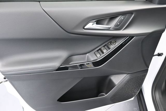 New 2026 Chevrolet Equinox LT FWD image 25