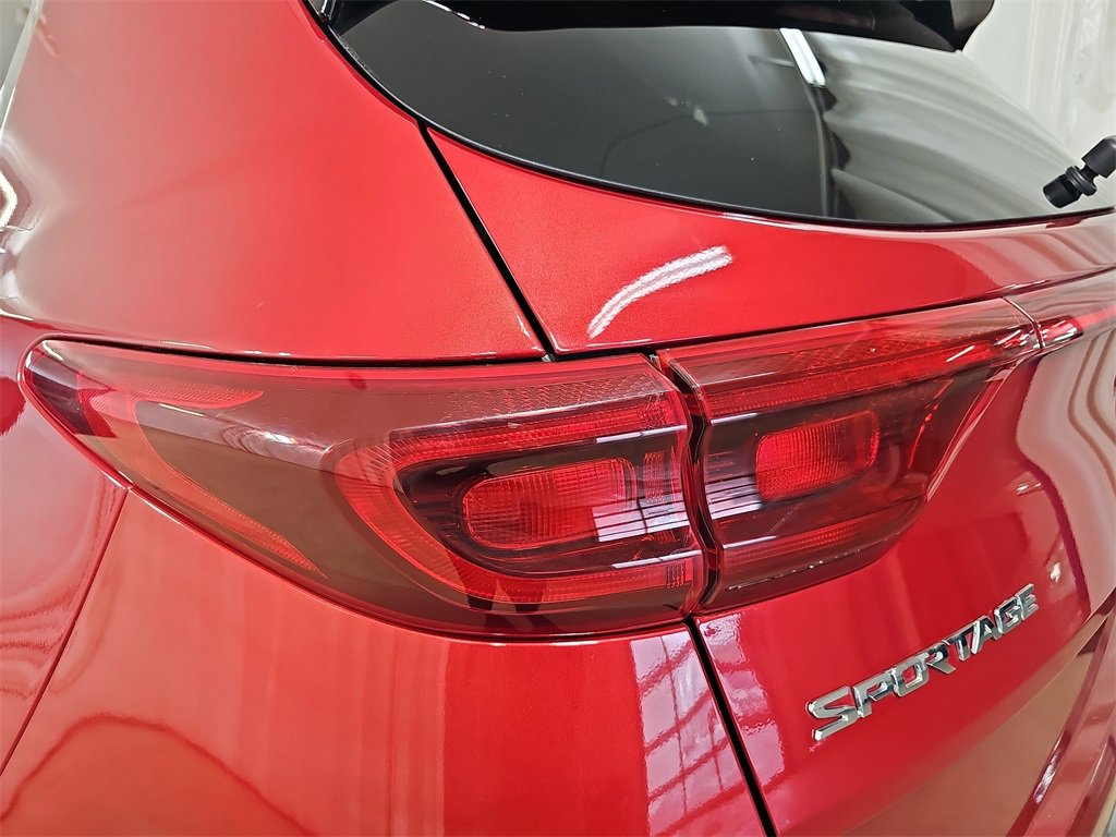 Used 2021 Kia Sportage LX image 39