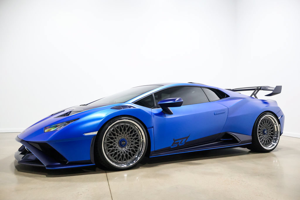 Used 2023 Lamborghini Huracan STO RWD image 12
