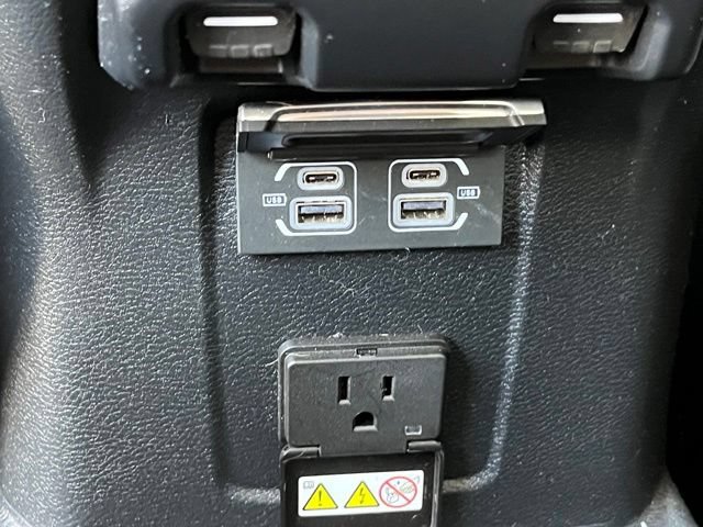 Used 2022 Jeep Gladiator Mojave w/ LED Lighting Group AWD/4WD image 27