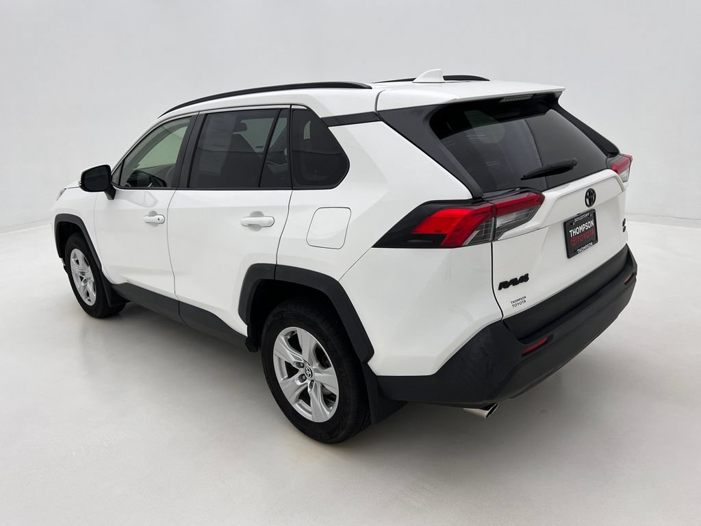 Used 2020 Toyota RAV4 XLE w/ XLE Grade Weather Package AWD/4WD image 9