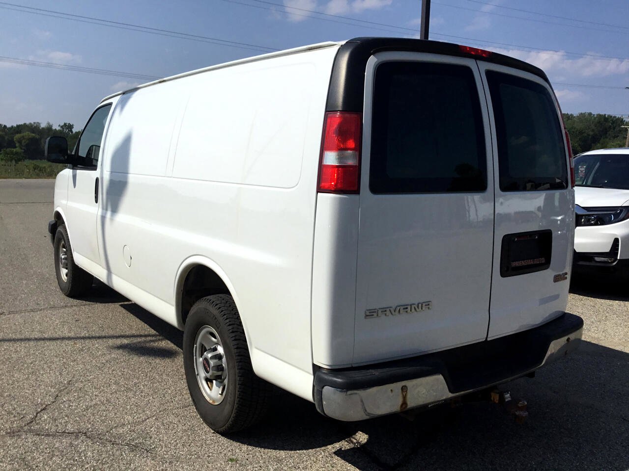 Used 2017 GMC Savana 2500 image 9