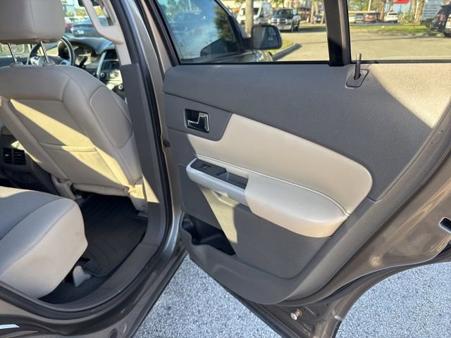 Used 2013 Ford Edge SEL image 16