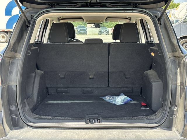 Used 2017 Ford Escape S FWD image 22