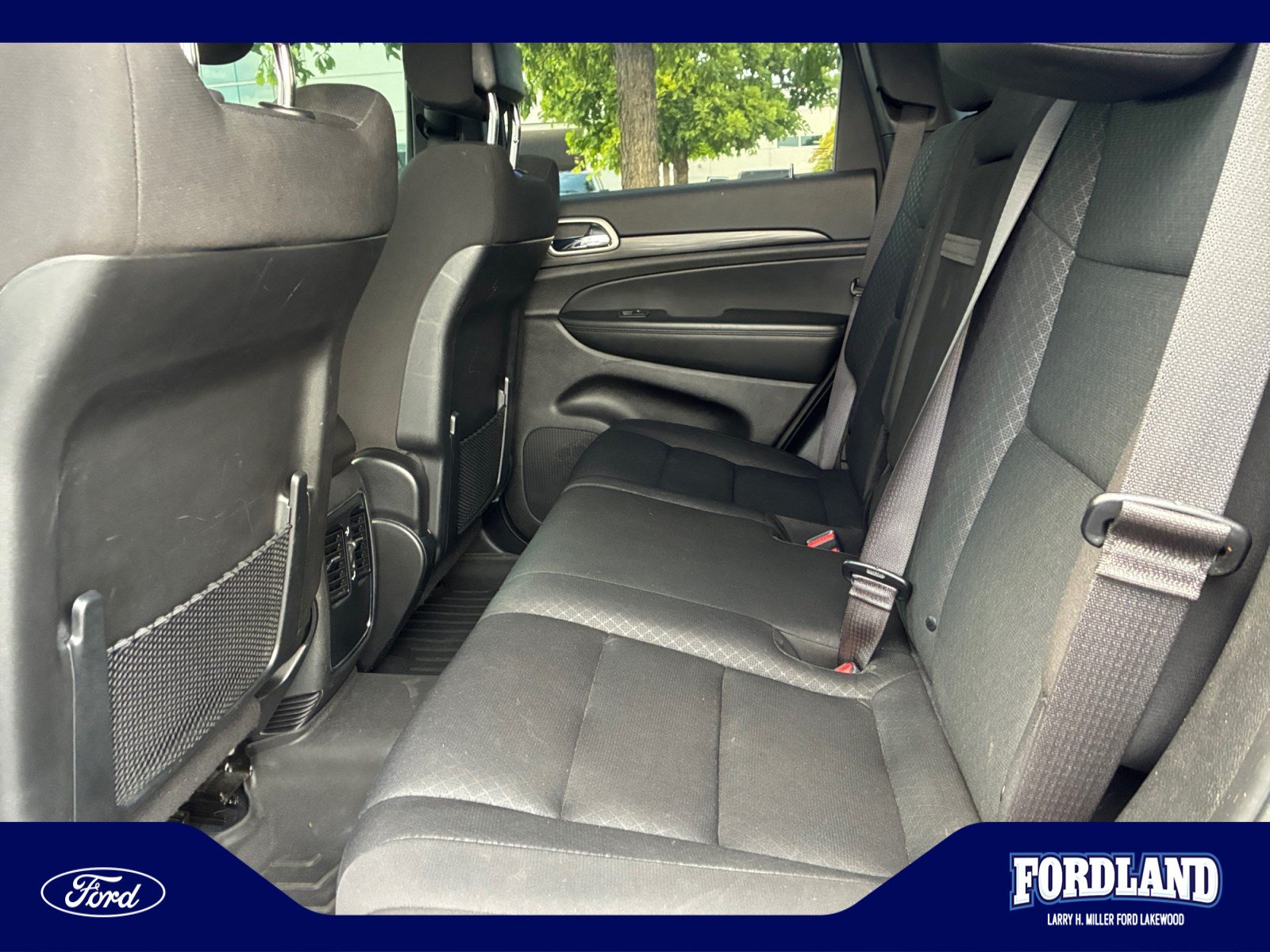 Used 2021 Jeep Grand Cherokee Laredo AWD/4WD image 17