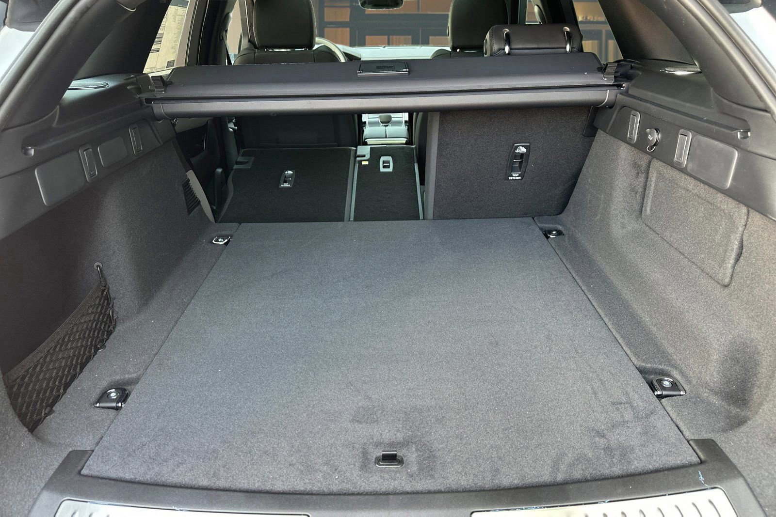 New 2026 Land Rover Range Rover Velar Dynamic SE AWD/4WD image 29