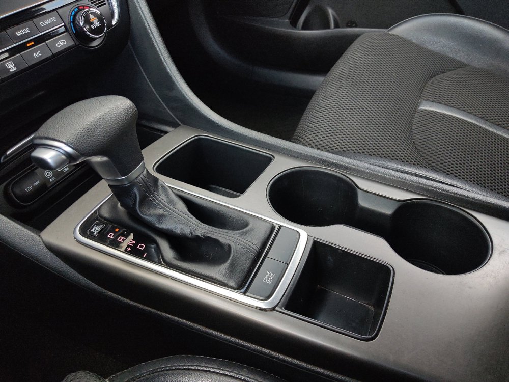 Used 2019 Kia Optima S FWD image 26