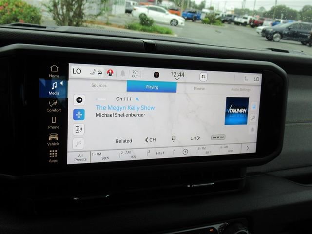 Used 2024 Jeep Gladiator Sport image 23