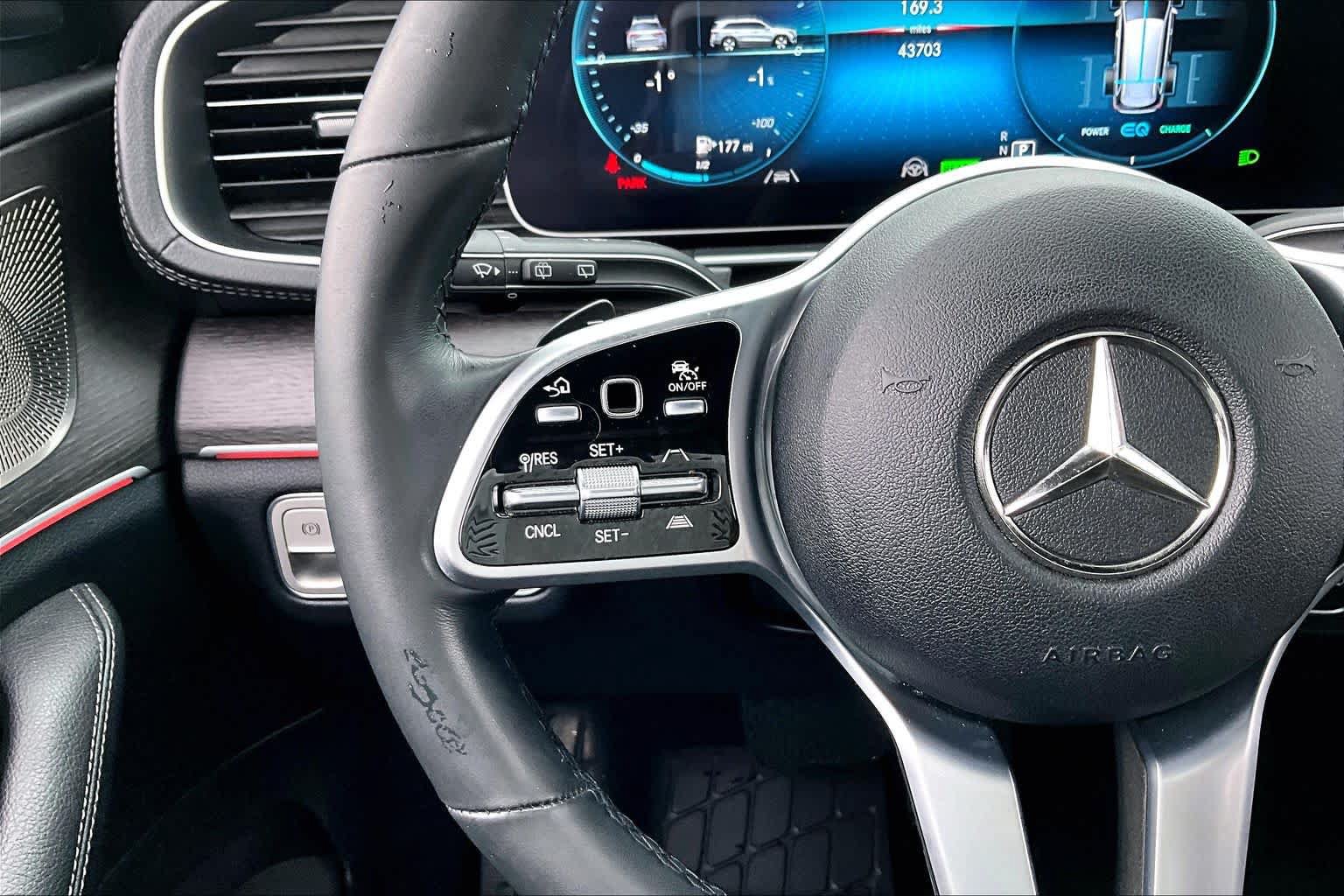 Used 2022 Mercedes-Benz GLS 450 4MATIC image 24