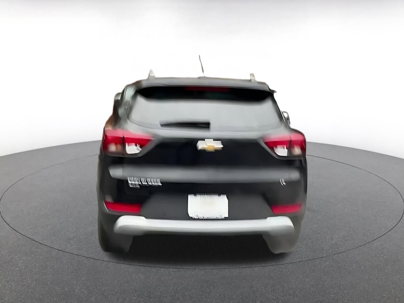 Used 2025 Chevrolet TrailBlazer LT w/ Driver Confidence Package image 12