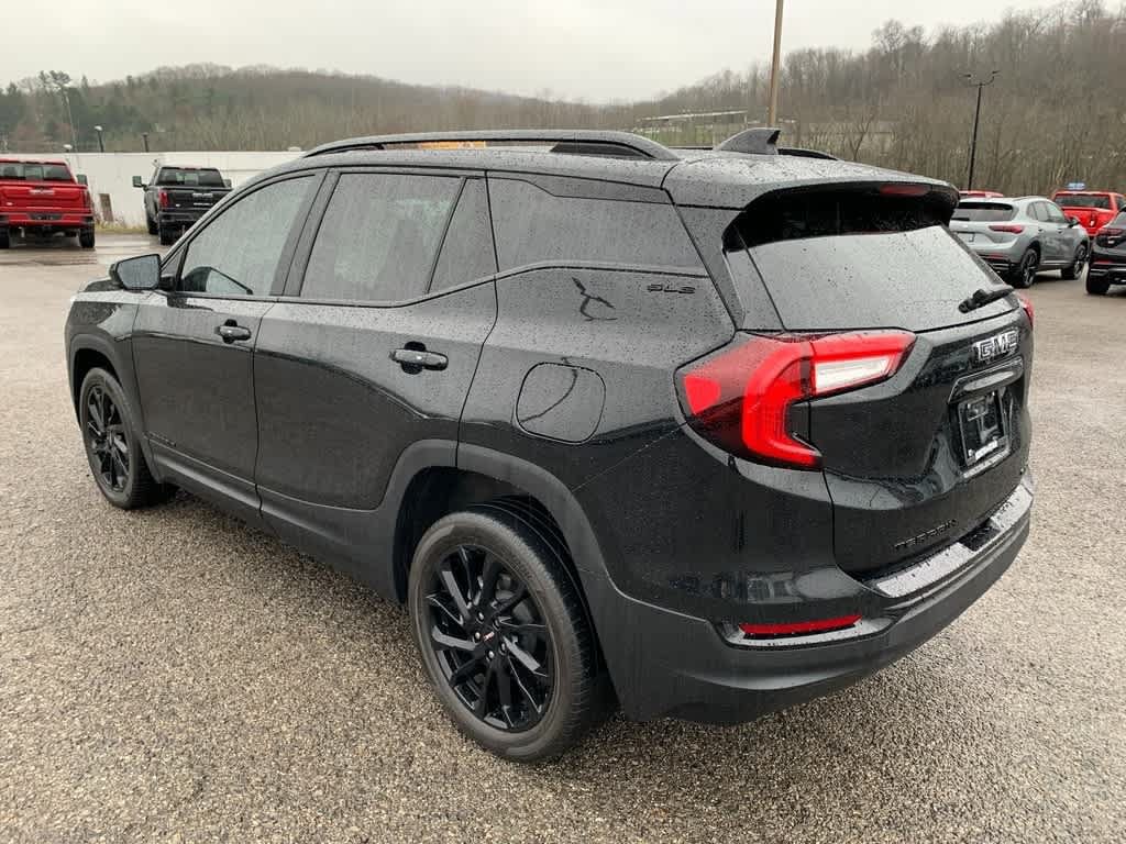 Certified 2023 GMC Terrain SLE w/ Elevation Edition AWD/4WD image 3