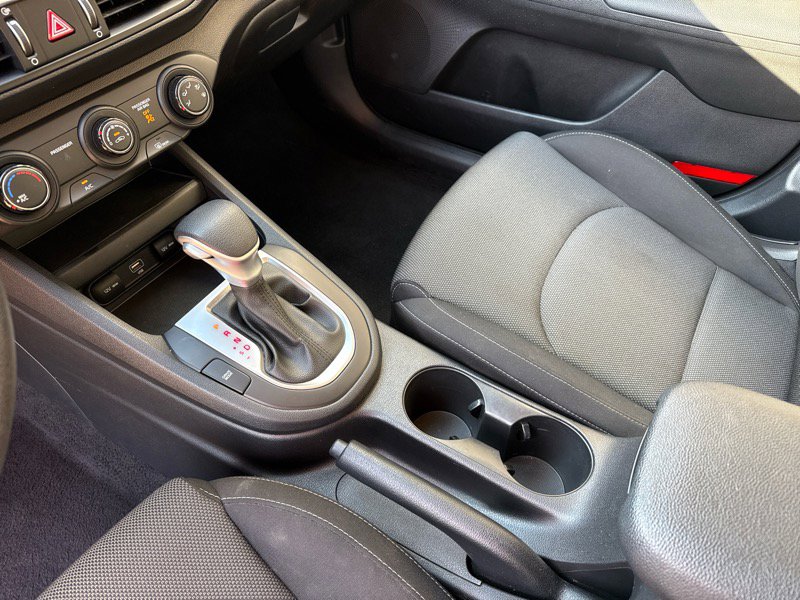 Used 2023 Kia Forte LXS image 13