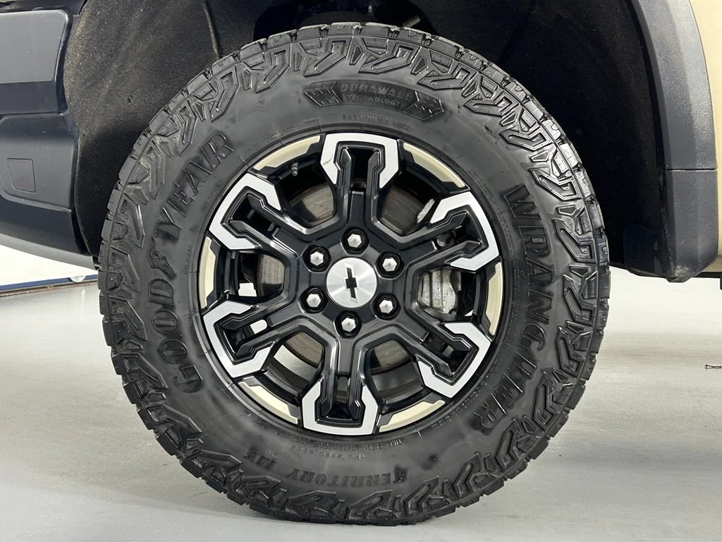 Used 2023 Chevrolet Silverado 1500 ZR2 AWD/4WD image 38