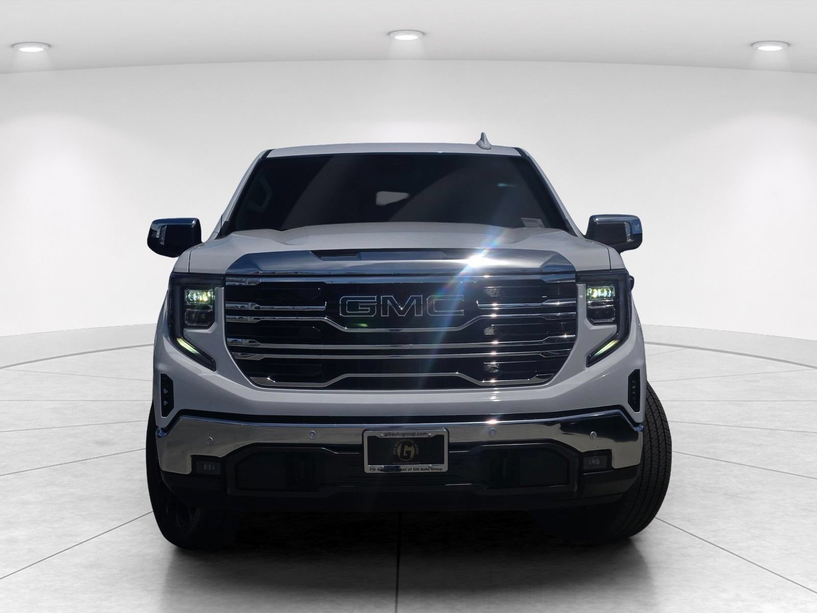 New 2026 GMC Sierra 1500 SLT w/ SLT Premium Plus Package AWD/4WD image 2