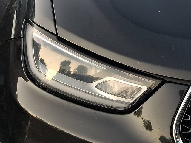 Used 2024 Chrysler Pacifica Limited FWD image 3