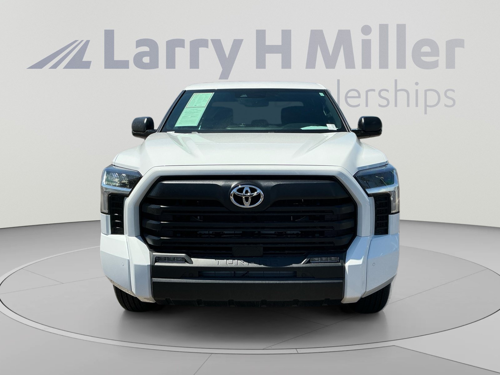 Certified 2026 Toyota Tundra SR5 w/ SR5 Convenience Package AWD/4WD image 8