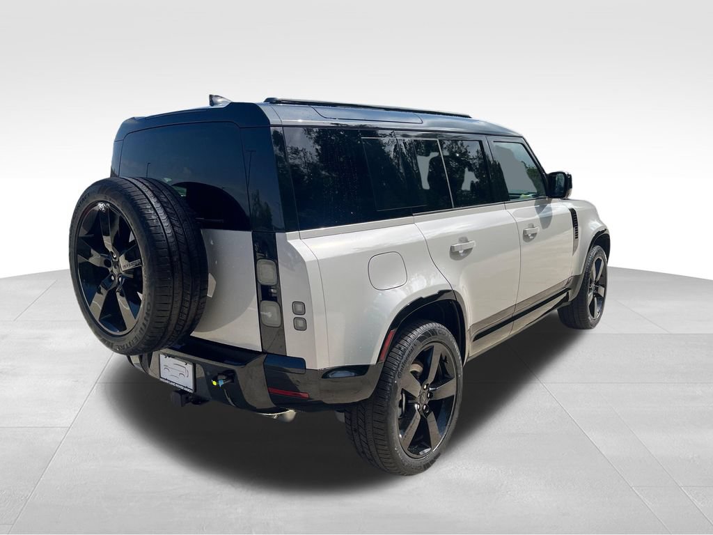 New 2026 Land Rover Defender 110 X-Dynamic SE AWD/4WD image 5