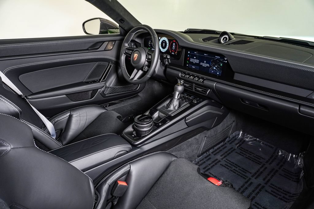 Certified 2026 Porsche 911 GT3 RWD image 16