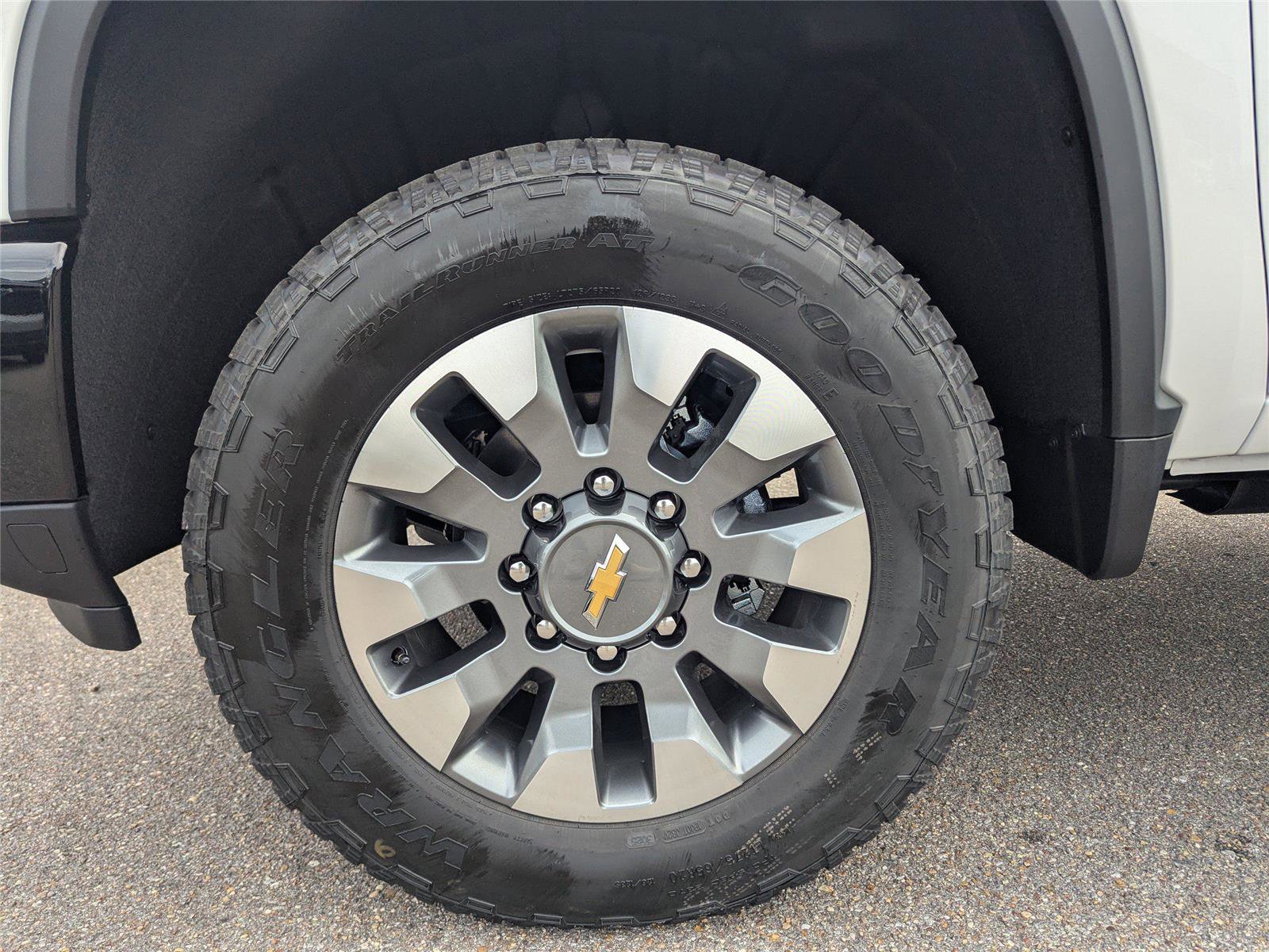 New 2026 Chevrolet Silverado 2500 Custom w/ Custom Value Package image 9