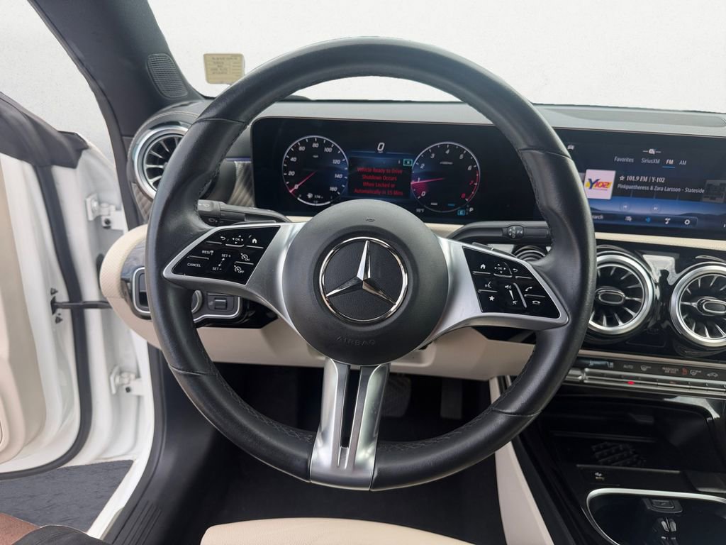 Used 2025 Mercedes-Benz CLA 250 w/ Exclusive Package image 12
