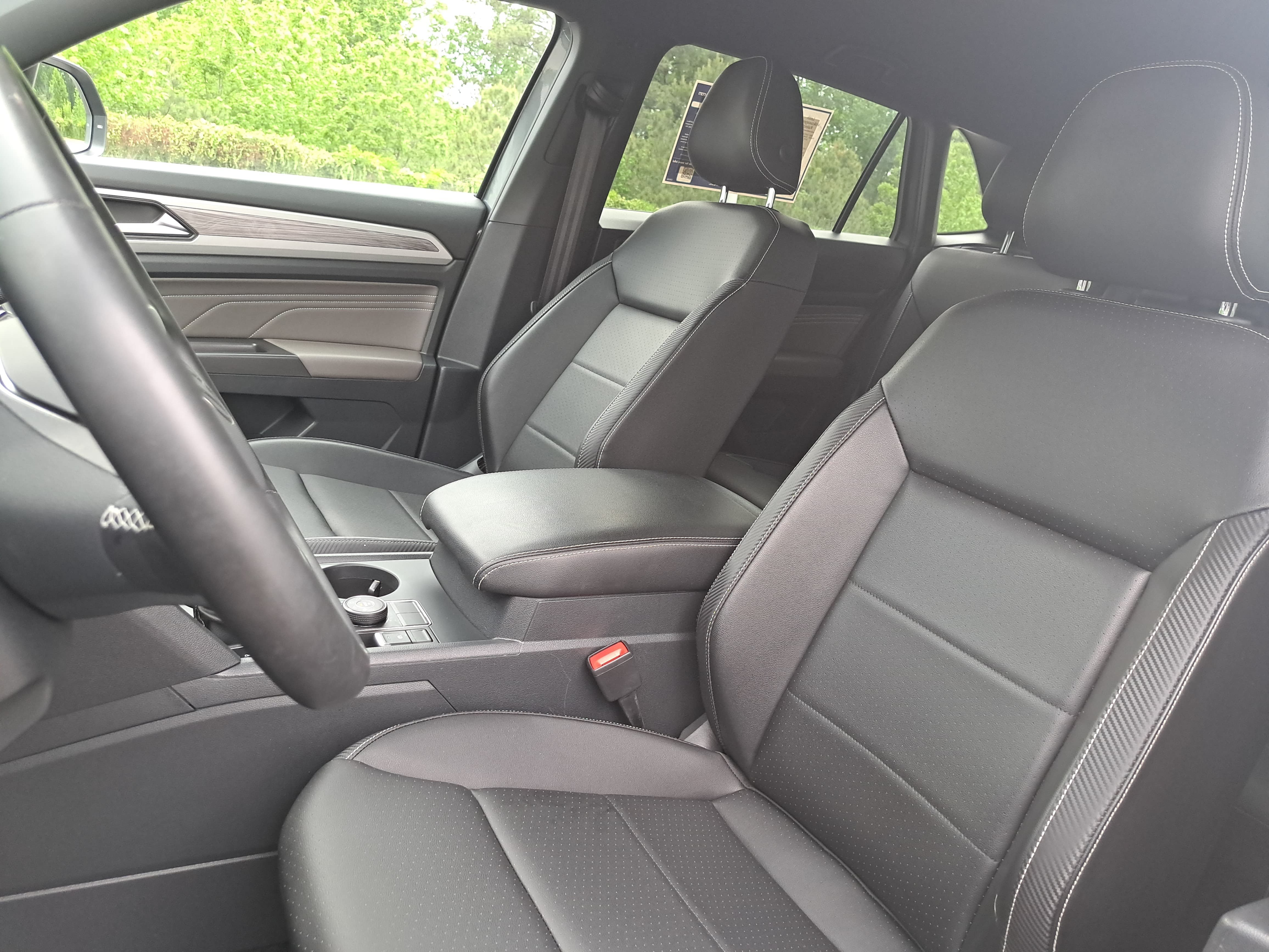 Used 2022 Volkswagen Atlas Cross Sport SE AWD/4WD image 14
