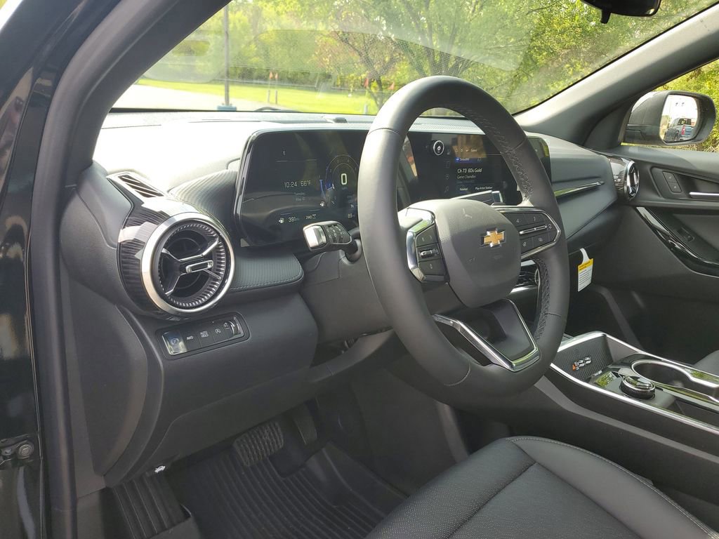 New 2026 Chevrolet Equinox LT w/ Convenience Package II AWD/4WD image 15