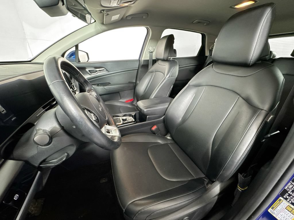 Used 2024 Kia Sportage EX FWD image 21