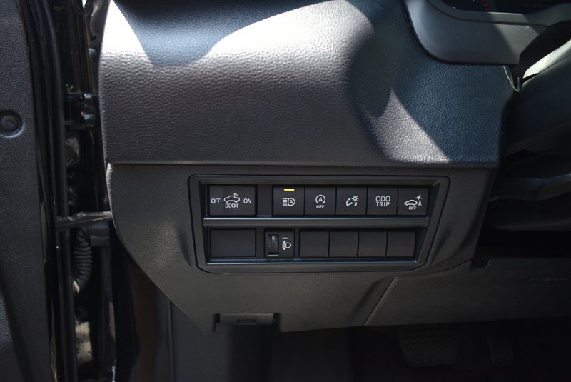 Used 2023 Toyota Tundra SR5 w/ SR5 Convenience Package AWD/4WD image 14
