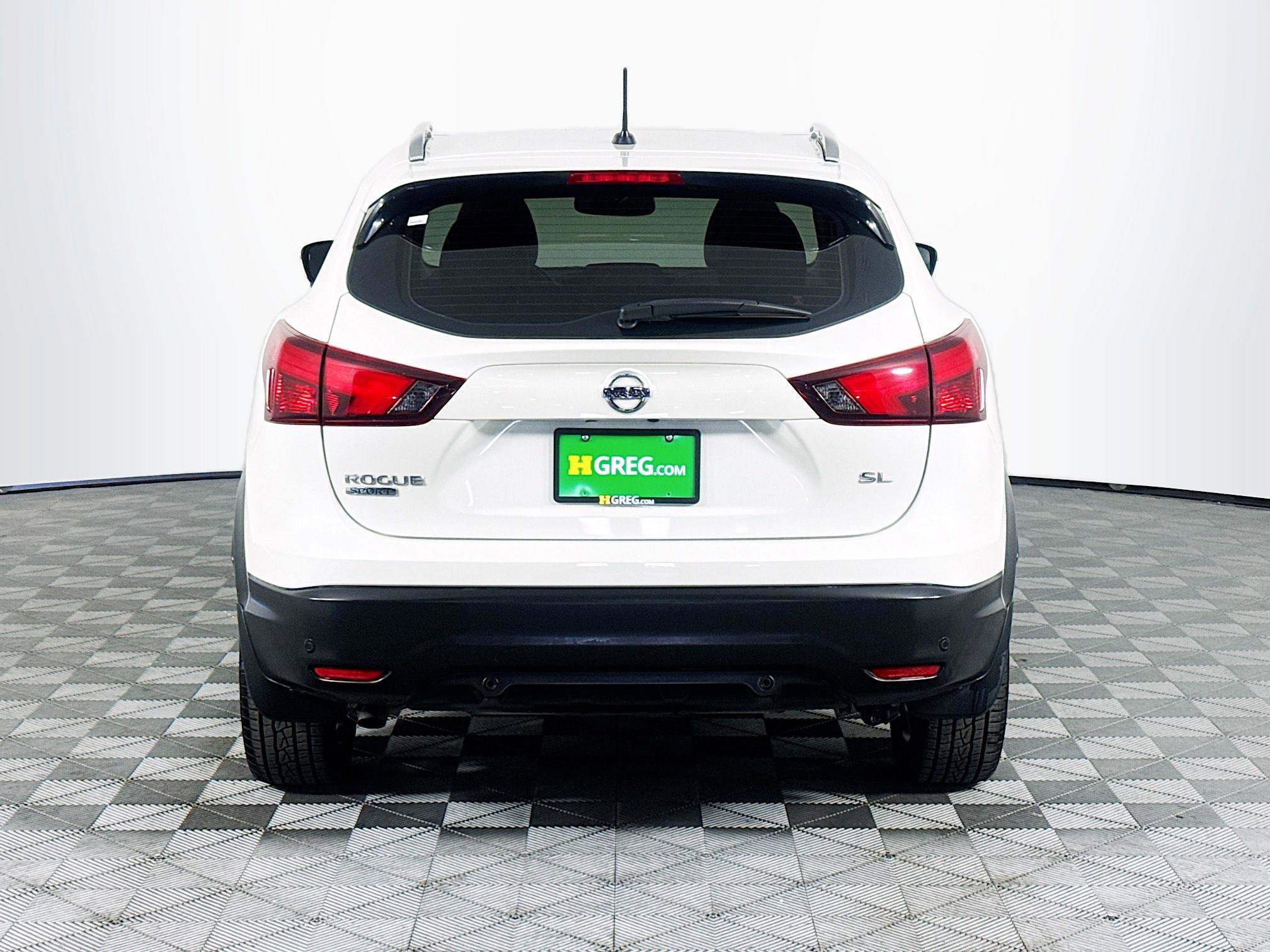 Used 2019 Nissan Rogue Sport SL w/ Premium Package image 8