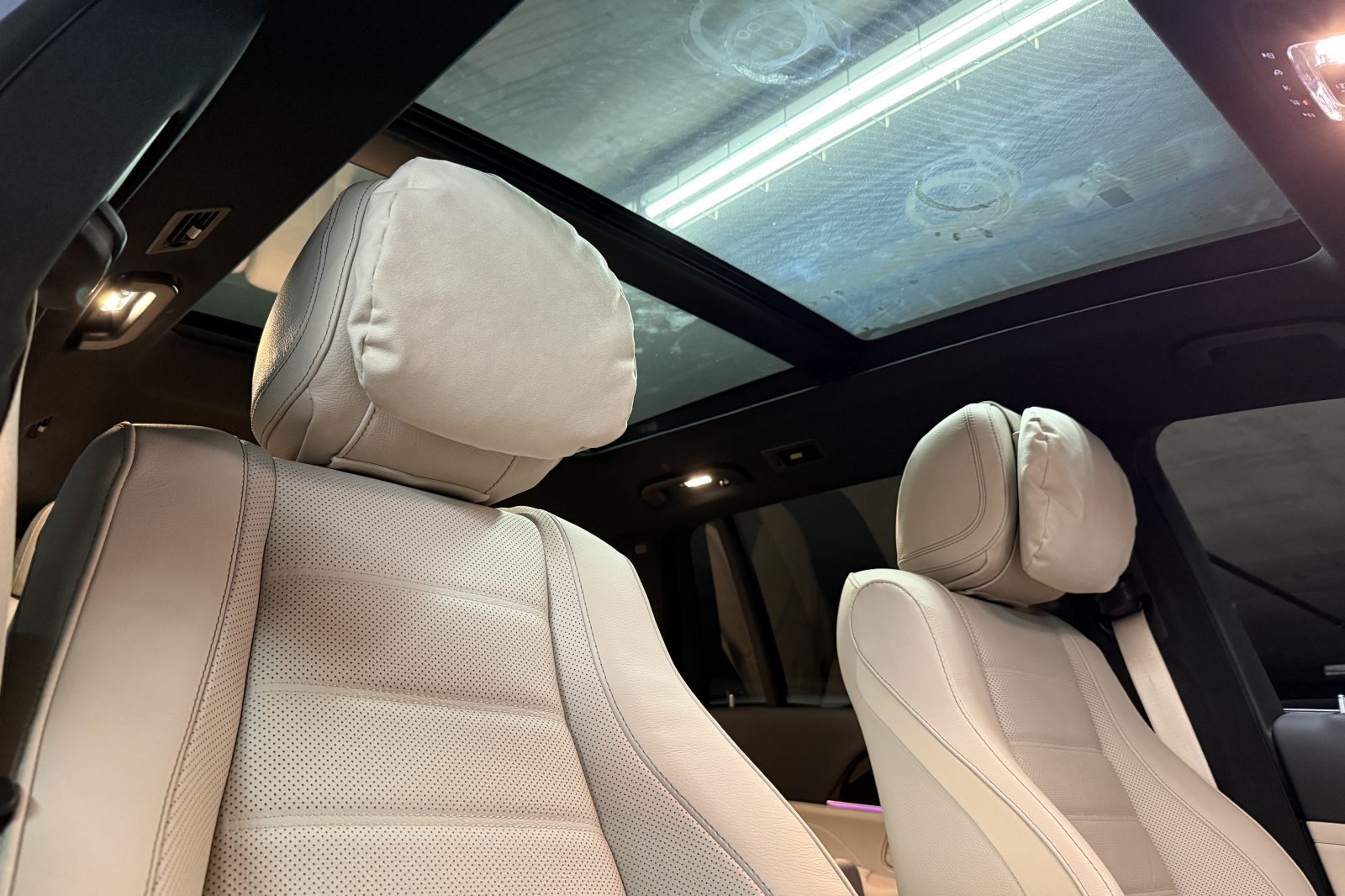 New 2026 Mercedes-Benz GLS 580 4MATIC image 16