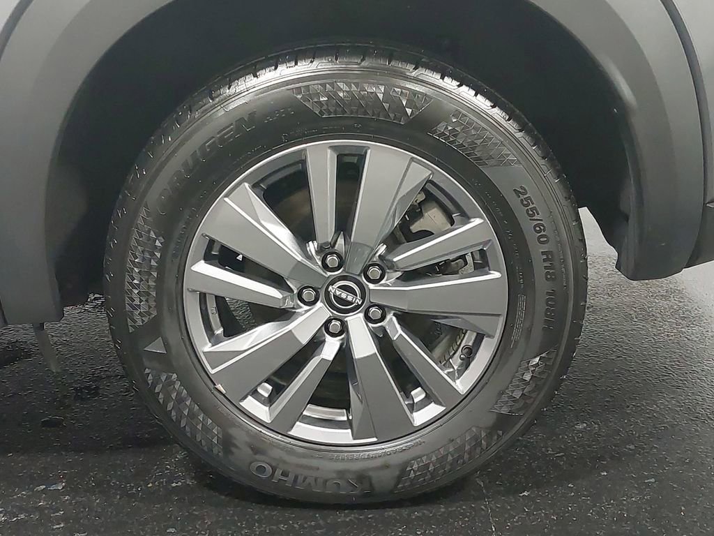 Used 2025 Nissan Pathfinder SV image 35