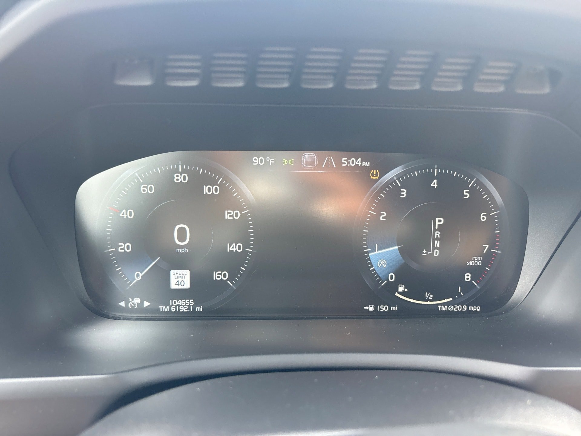 Used 2018 Volvo XC90 T6 Momentum w/ Convenience Package AWD/4WD image 10