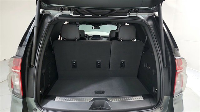 Used 2024 Chevrolet Tahoe RST w/ Sport Performance Package image 20