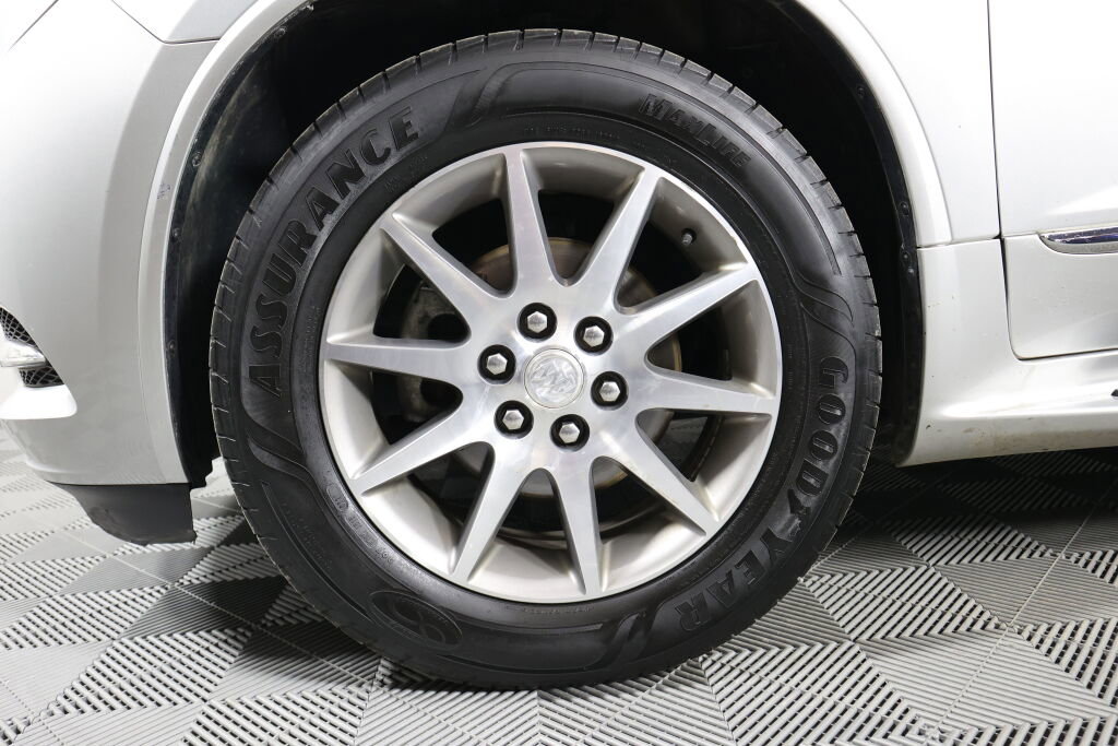 Used 2014 Buick Enclave Leather AWD/4WD image 9