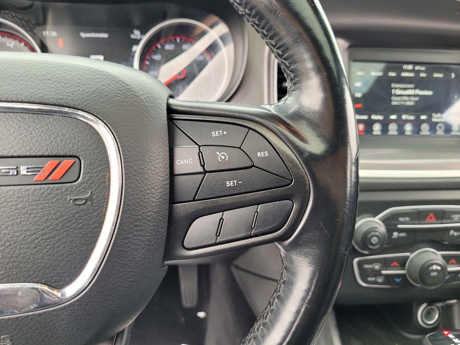 Used 2022 Dodge Charger SXT w/ Leather Interior Group RWD image 22