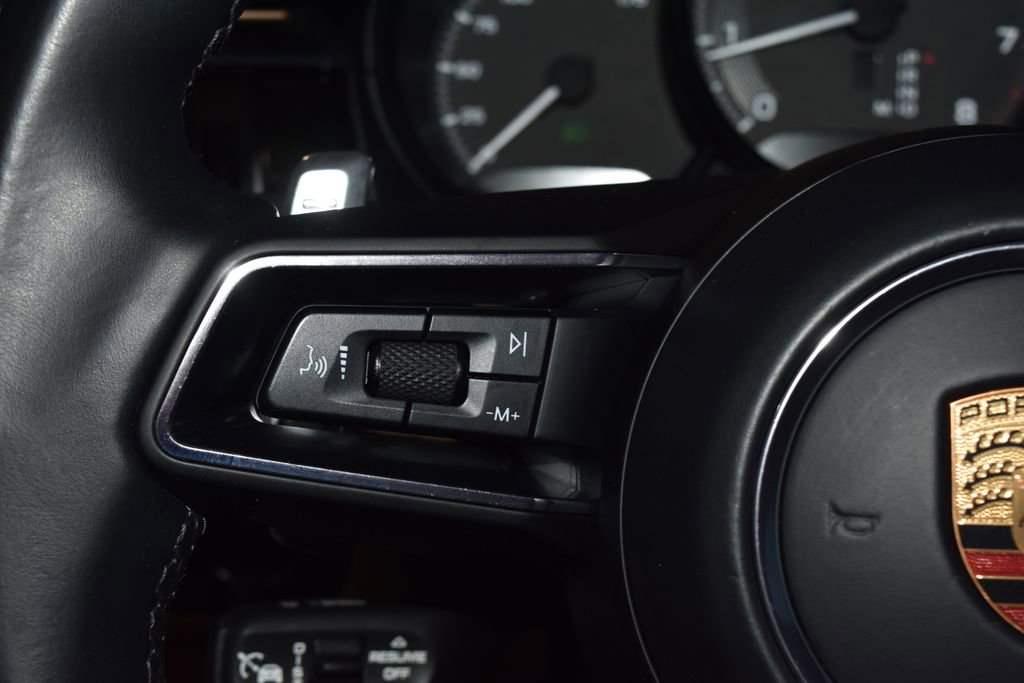 Used 2022 Porsche Macan image 18