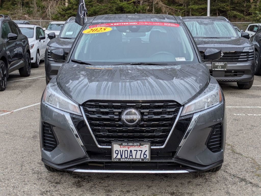 Certified 2025 Nissan Kicks Play S image 8